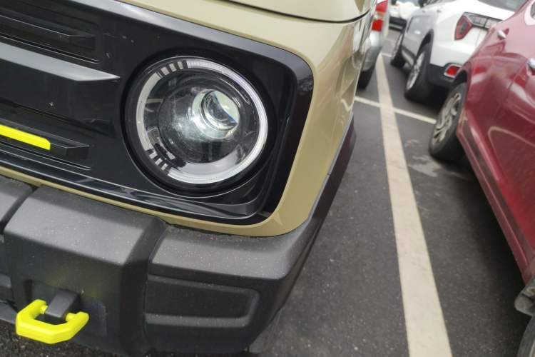 Used Geely Galaxy Panda 2025 210km Panda Rider Left Front Headlight