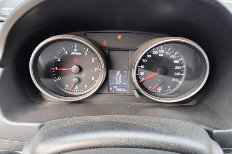 Used Haval M6 2019 1.5T DCT Two-Wheel Drive Value Edition China VI Standard Instrument Cluster