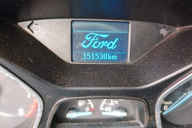 Used Ford Focus 2015 Sedan EcoBoost 125 Automatic Supreme Style Edition Odometer Close Up