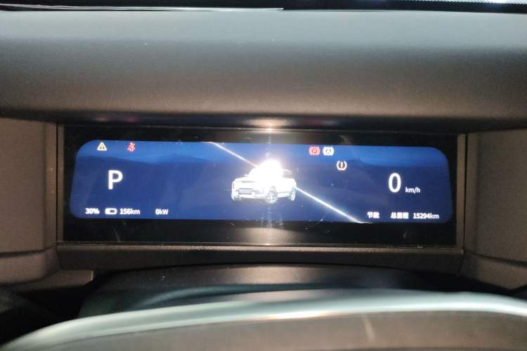 Used iCAR 03T 2024 520km Two-Wheel Drive Long-Range Version
