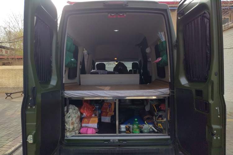 Used Iveco Eurocargo 2021 2.0T Manual Super-Rui Short Wheelbase High-Roof Side-Sliding Door F1A
