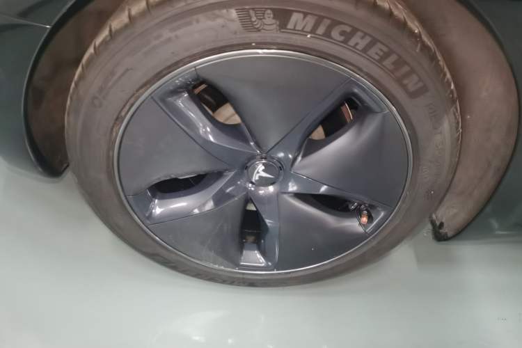 Used Tesla Model 3 2019 Standard Range Rear-Drive Upgraded Version