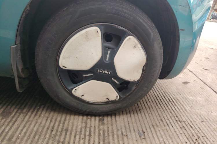 Used CHANGAN NEVO Lumin 2022 210km Sweet Edition Right Front Wheel Hub