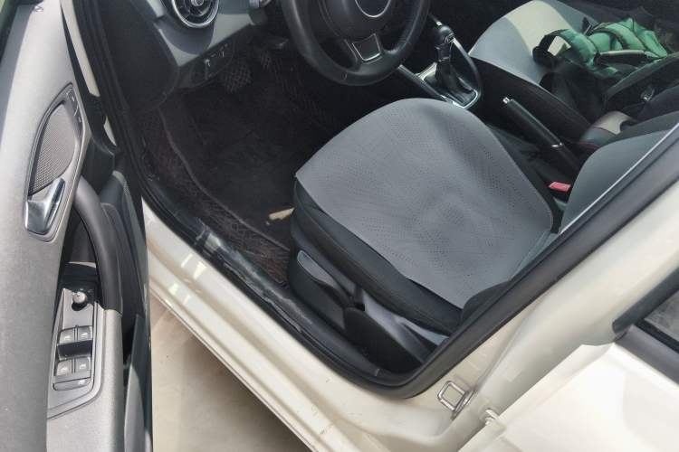 Used Audi A1 2014 30 TFSI Sportback Fashion Model Driver Seat