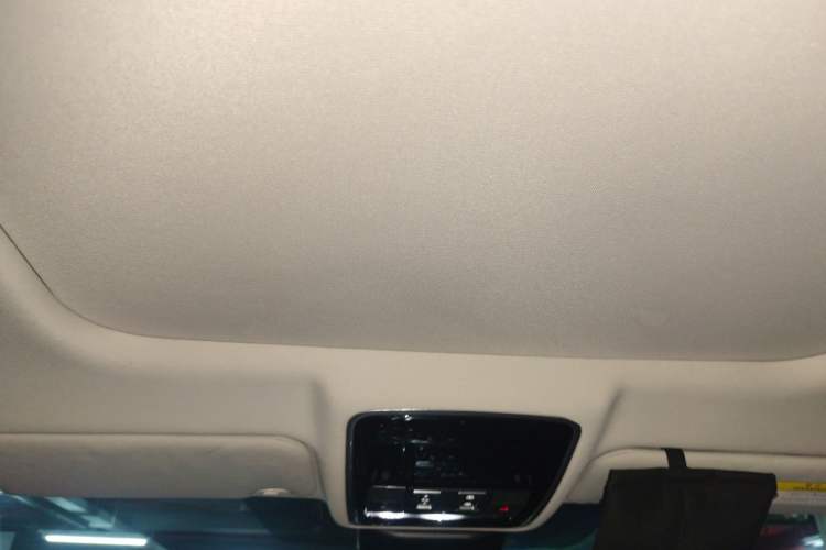 Used Land Rover Range Velar 2017 P250 S
