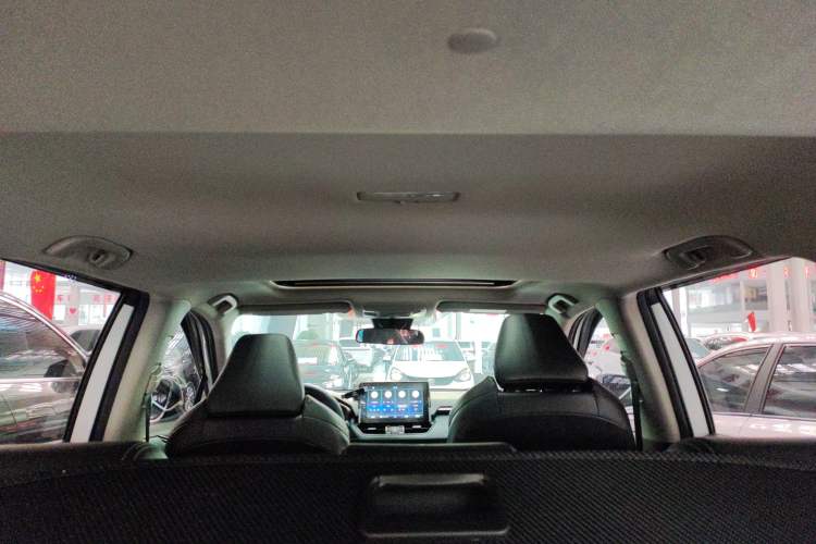 Used Toyota Wildlander 2022 2.0L CVT 4x4 Luxury PLUS Edition