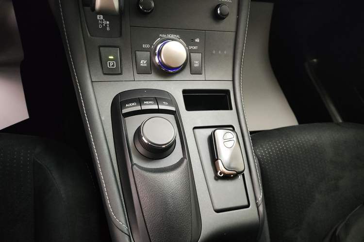 Used Lexus CT 2014 CT200h Comfort Edition Monochrome
