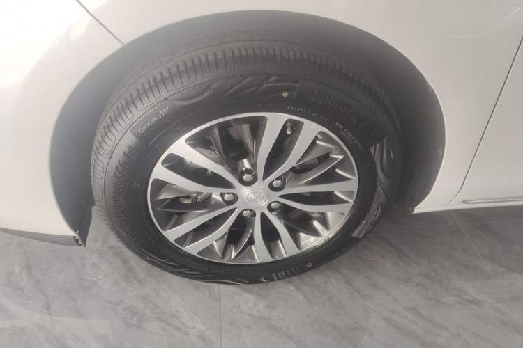 Used Buick GL8 2023 ES Lu Zun Comfort Model