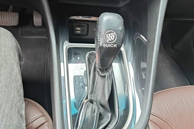 Used Buick GL6 2018 18T 6-Seater Luxury Model
