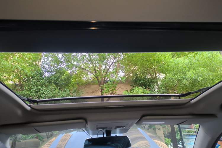 Used Renault Koleos 2014 2.0L Two-Wheel Drive Fashion Edition