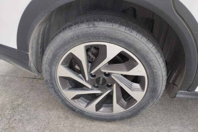 Used Dongfeng Aeolus Yixuan GS 2020 230T Automatic Yueyu Version Right Rear Wheel Hub