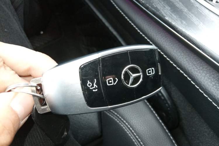 Used Mercedes-Benz E-Class 2020 E 260 L Sport Edition
