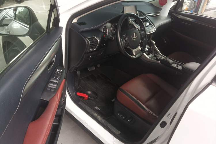 Used Lexus NX 2015 200T All-Wheel-Drive Fēngshàng Edition