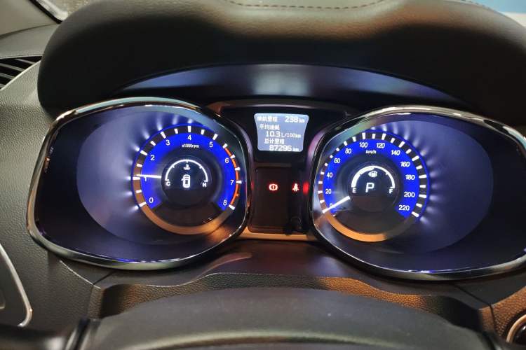 Used JAC Refine S5 2015 1.5T Automatic Elite Model