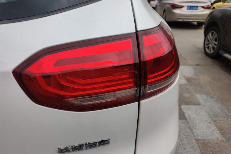 Used Haval H6 2020 1.5 GDIT Automatic Platinum Champion Edition Exterior 3