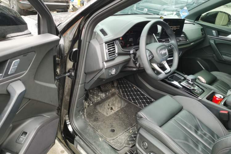 Used Audi Q5L 2023 40T Luxury Dynamic Model
