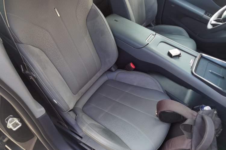 Used Lynk & Co 07 2024 EM-P 126 Long-Range Ultra
