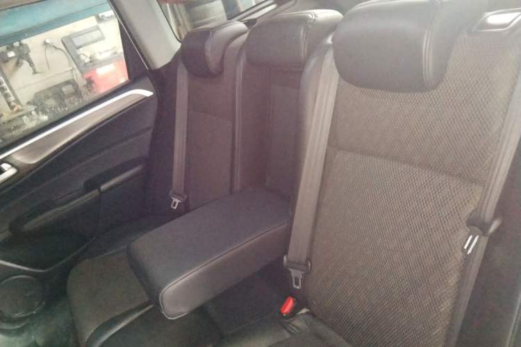 Used Honda Jade 2017 1.8L automatic Comfort version 5 seats