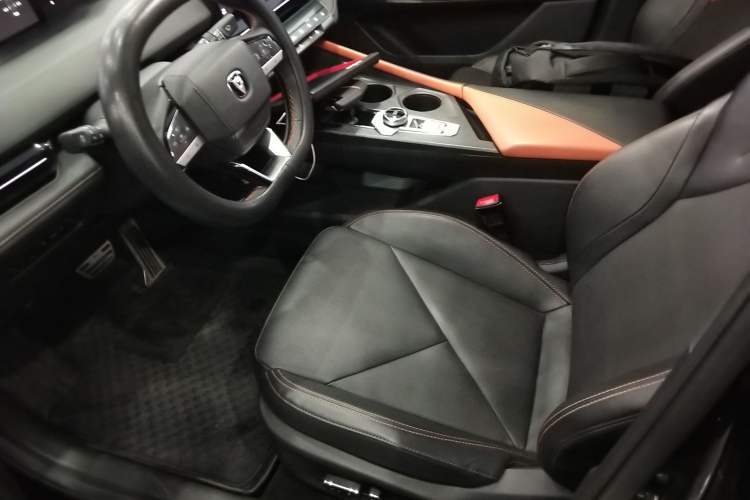 Used Changan UNI-V iDD 2023 ZhiDian iDD 1.5T 113km ZhiKu Model