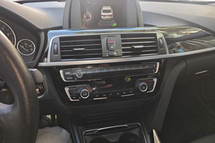 Used BMW 3 Series 2017 320Li Fashion Model