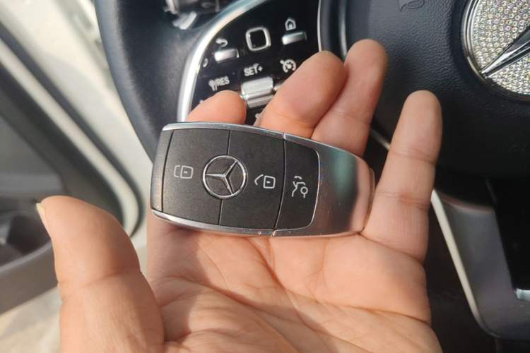 Used Mercedes-Benz C-Class 2019 C 180 L Fashion Edition Sport Version Interior 1