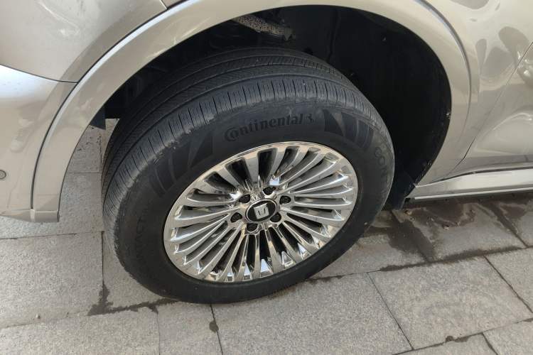 Used Tank 500 New Energy 2024 Hi4-T Left Front Wheel Hub