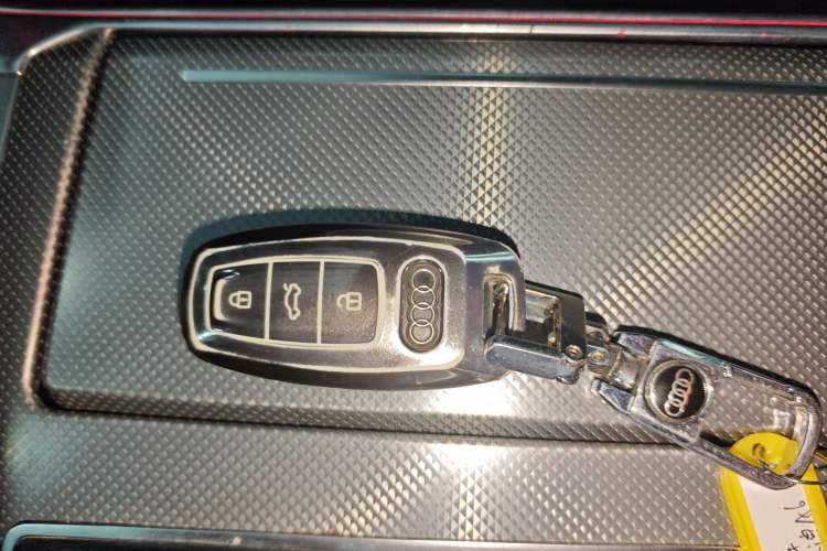 Used Audi A6L 2019 40 TFSI Luxury Dynamic Model
