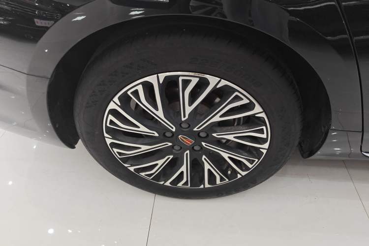 Used Hongqi H5 2024 2.0T Automatic Smart Connect Flagship Edition
