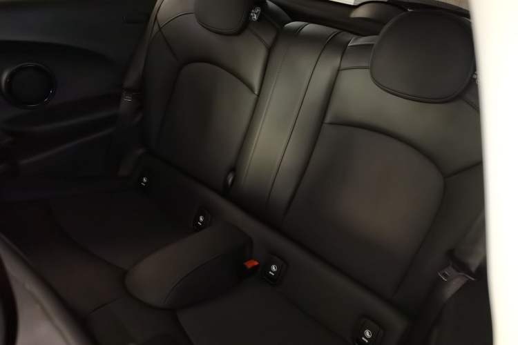 Used MINI 2020 1.5T COOPER Classic Edition
