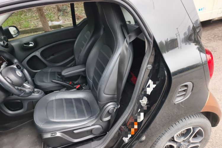 Used smart fortwo 2016 0.9T 66kW Hardtop Pioneer Edition