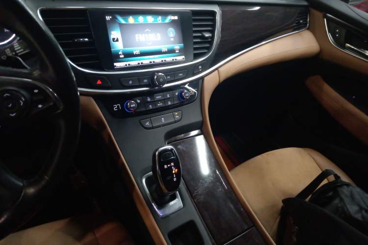 Used Buick LaCrosse 2018 28T Elite Edition