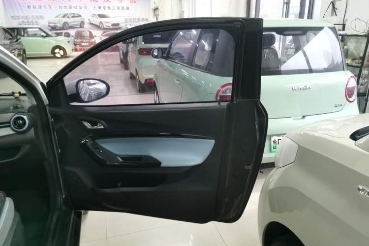 Used Chery New Energy Little Ant 2022 Restyled Version Sweet Pink Edition Half-Sugar Version 30.6 kWh 30 kW 301 km