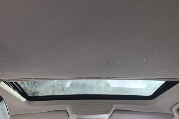 Used Volkswagen Sagitar 2012 1.4TSI Automatic Luxury Edition
