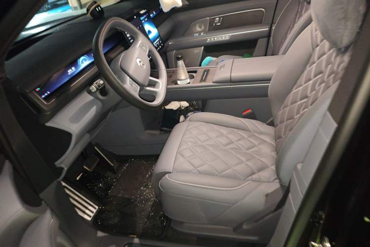 Used Nio ES8 2026 Model 6-seat Executive Luxury Edition
