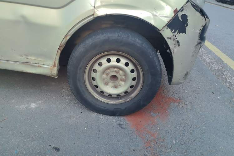 Used CHANGAN KAICHENG Star 9 2015 1.5L Base Version 4G15S Right Front Wheel Hub