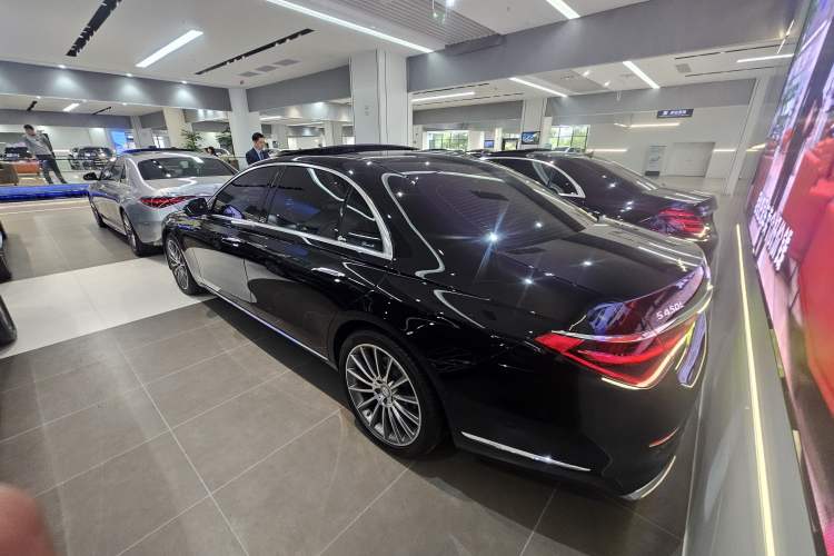 Used Mercedes-Benz S-Class 2023 Updated S 400 L Business Version Rear Left 45 Deg