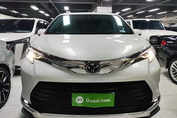 Used Toyota Sienna 2021 2.5L Hybrid Comfort Edition