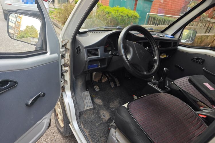 Used Wuling Zhiguang 2015 1.2L Practical LS-I Model