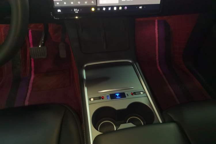 Used Tesla Model Y 2024 Long-Range All-Wheel-Drive Version
