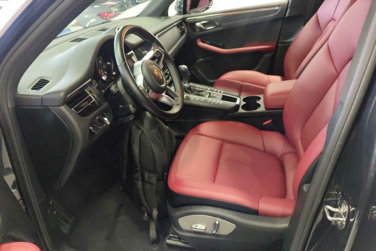 Used Porsche Macan 2018 Macan 2.0T