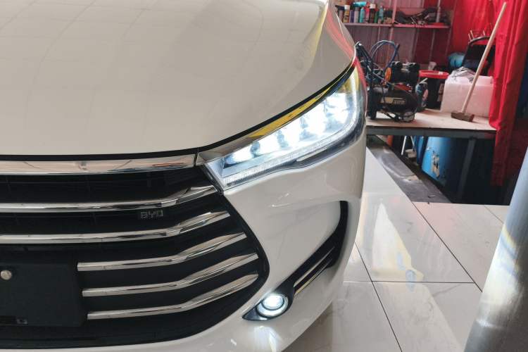 Used BYD Song MAX 2017 1.5T Automatic Smart Connect Elite 7-Seater
