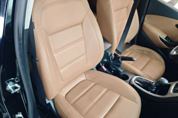 Used Buick GT 2013 GT 1.8L Automatic Fashion Edition Right Front Seat