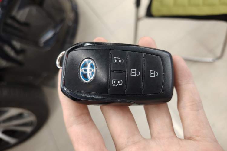 Used Toyota SIENNA 2021 2.5L Hybrid Comfort Edition