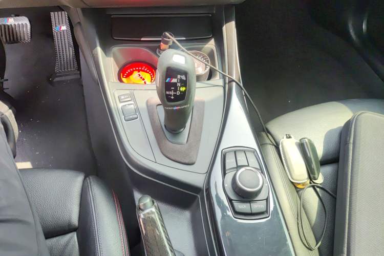 Used BMW 2 Series 2014 220i Sport Design Package
