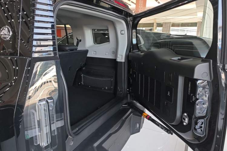 Used JETOUR Shanhai Traveler C-DM 2024 C-DM 129KM Linye Edition Trunk