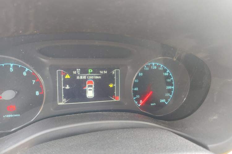 Used BYD Song 2016 Gaishi Edition 1.5TID Automatic Luxury Model
