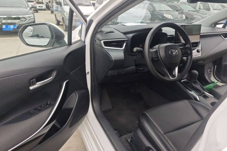 Used Toyota Corolla 2023 1.8L Smart Electric Hybrid Dual-Motor Pioneer Edition Driver Seat