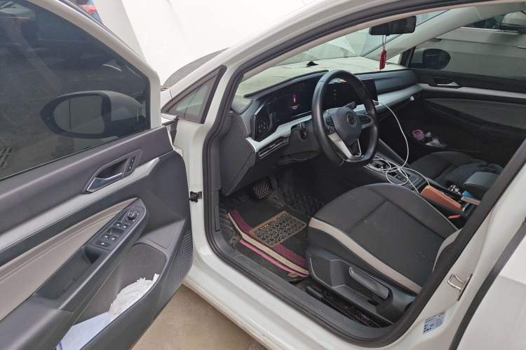 Used Volkswagen Golf 2021 280TSI DSG Pro Driver Seat