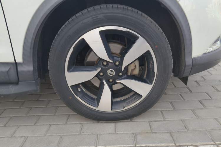 Used Nissan Qashqai 2016 2.0L CVT Luxury Edition
