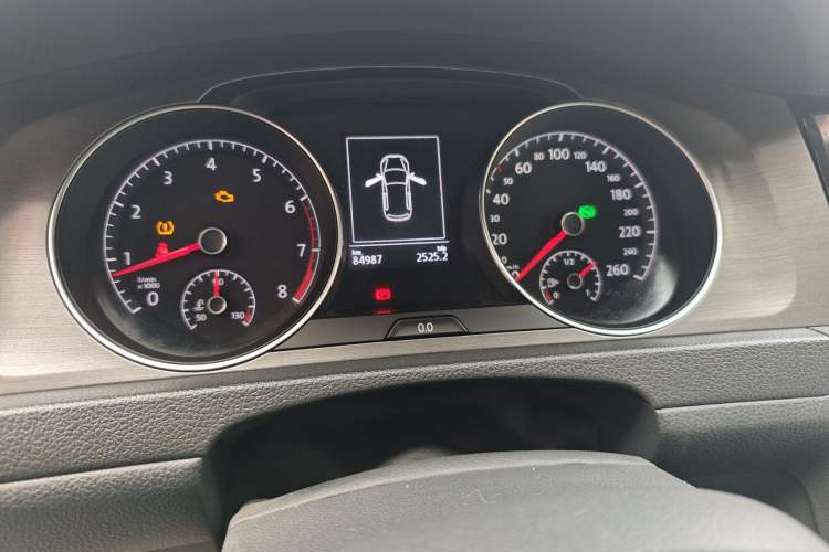 Used Volkswagen Golf 2015 1.4TSI Automatic Comfort Model